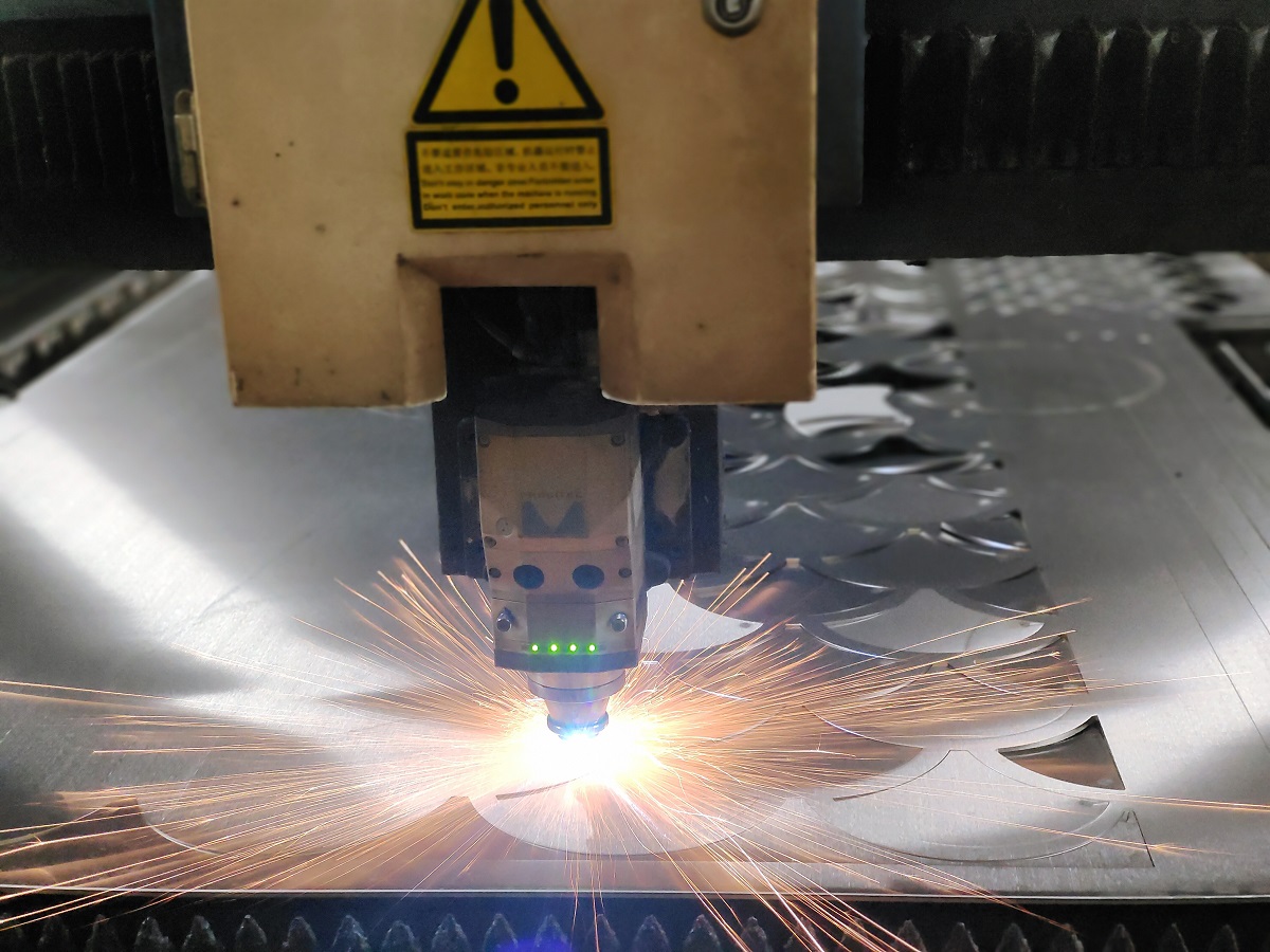 Advantages and applications of laser cutting