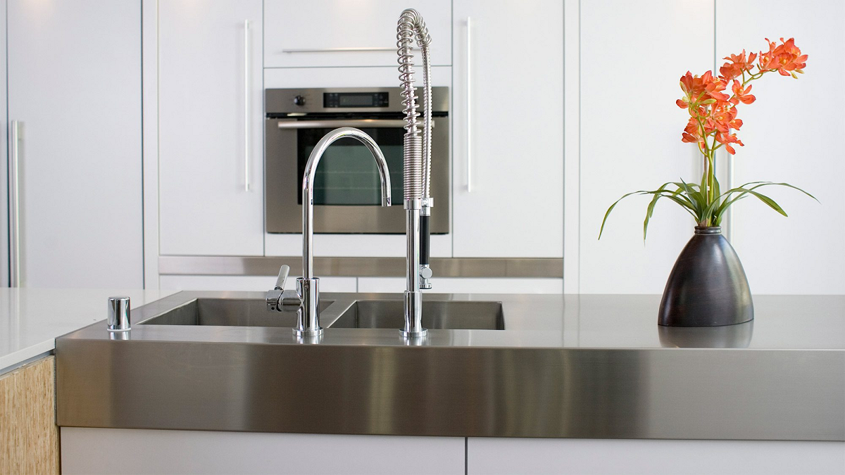 Stainless steel decorated kitchen